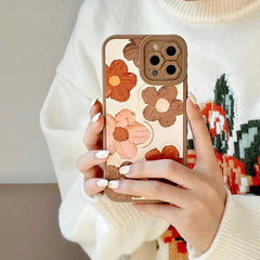 Funda para iPhone con flores marrones