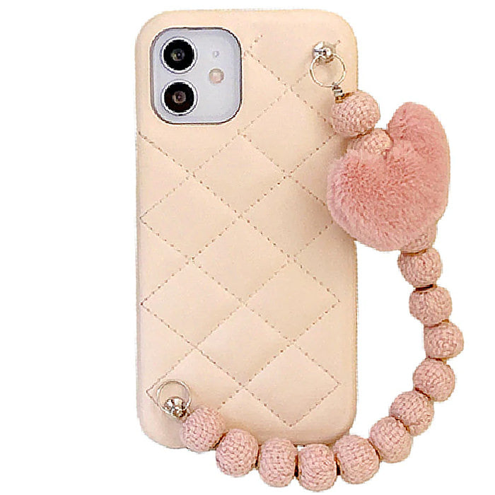 Funda para iPhone con cadena de corazón esponjoso