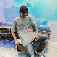 Camiseta gris con estampado retro para hombre
