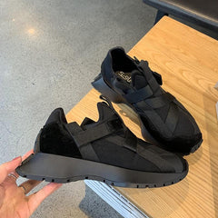 Schwarze klobige Sneakers für Damen