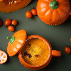 Taza con forma de calabaza