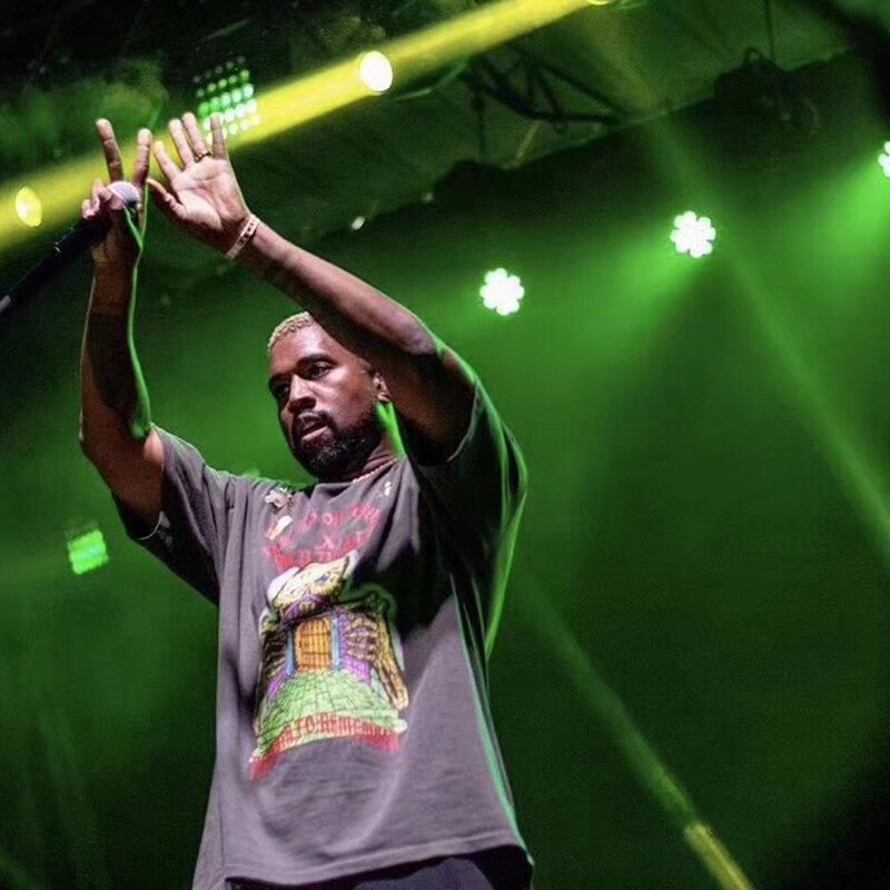 Camisetas unisex con estampado de calaveras de Kanye