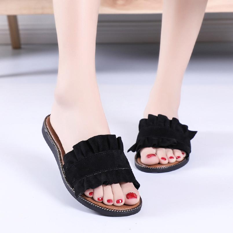 Flat-Heeled Flip Flops With Ruffles