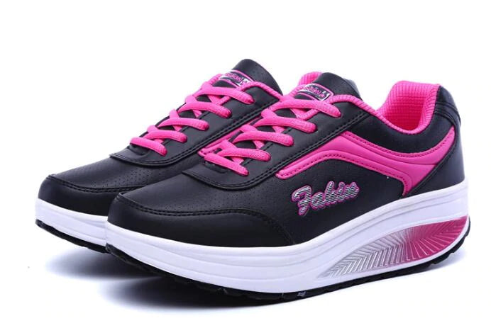 Zapatillas casuales con plataforma 