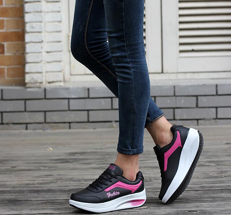 Zapatillas casuales con plataforma 