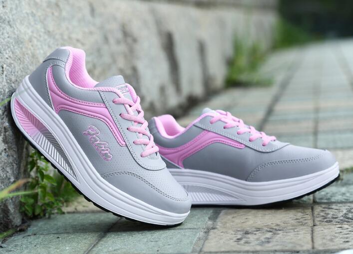 Zapatillas casuales con plataforma 