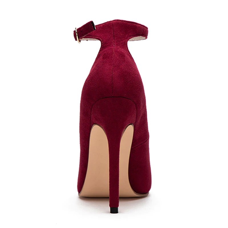 Curve High-Heel Pumps mit Schnallen 