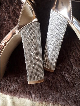 Sandalias de tacón alto con tiras y tacones cuadrados de diamantes de imitación 