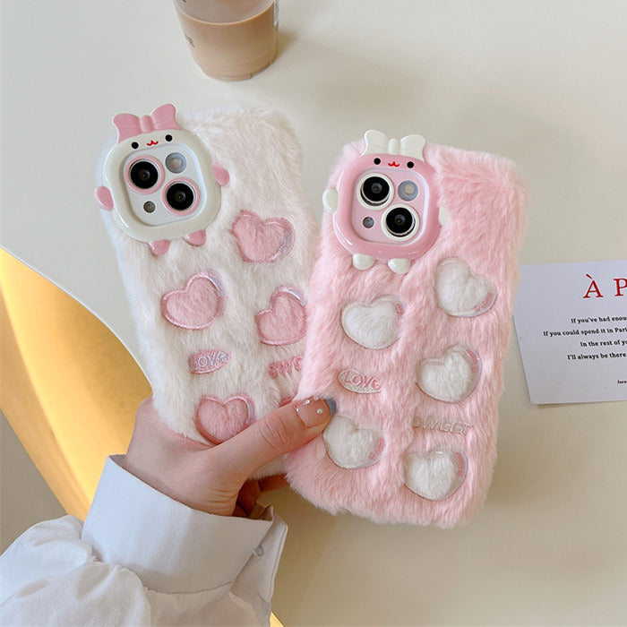 Funda para iPhone con corazón peludo