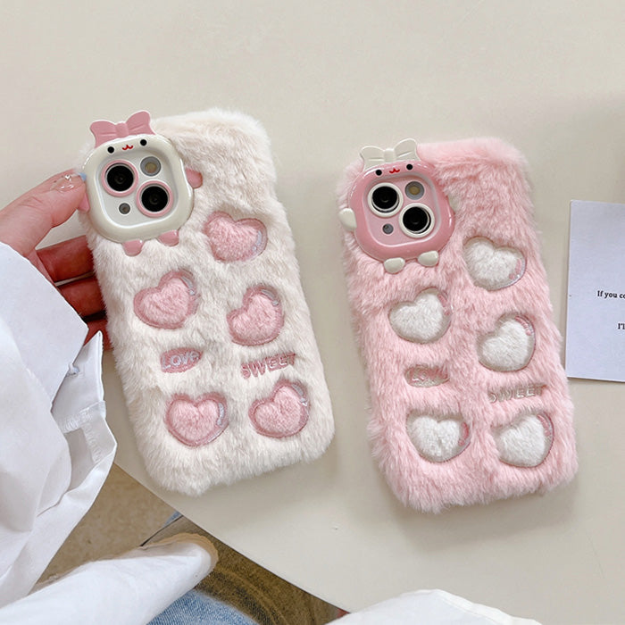 Funda para iPhone con corazón peludo