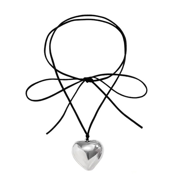 Heart Pendant Choker