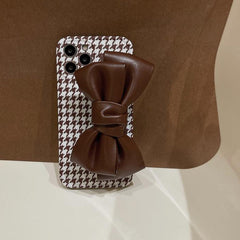 Funda para iPhone con lazo de pata de gallo