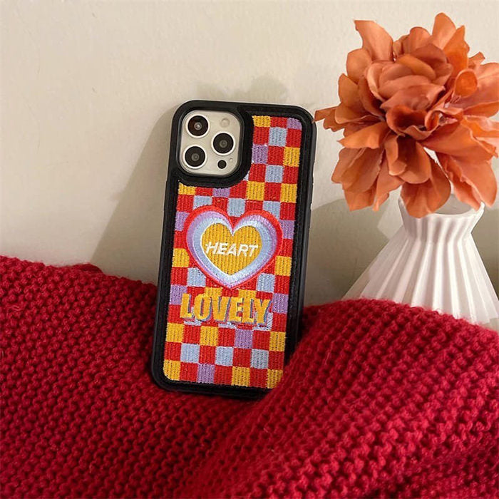 Funda para iPhone con un corazón encantador