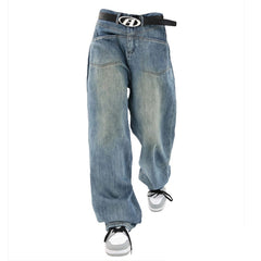 Nonkonformistische, weite Jeans