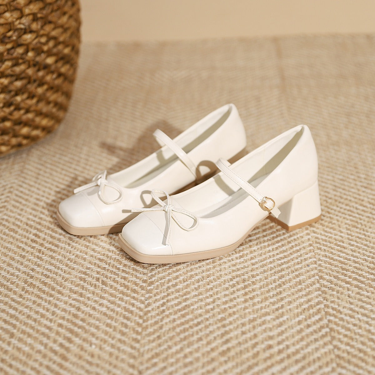 Bowknot Patchwork Thick Heel Shoes Mid-Heel Shoes