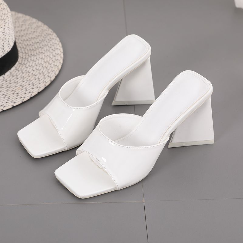 Chunky Heeled Strapless Sandals