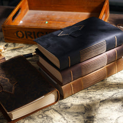 Handgemachtes A5-Notizbuch aus Leder im Vintage-Stil