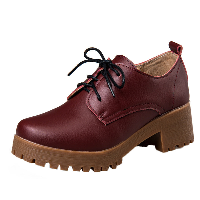 Oxfords aus Leder im britischen Stil