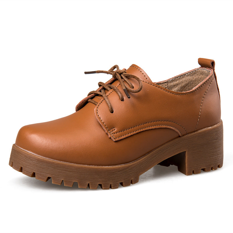 Oxfords aus Leder im britischen Stil