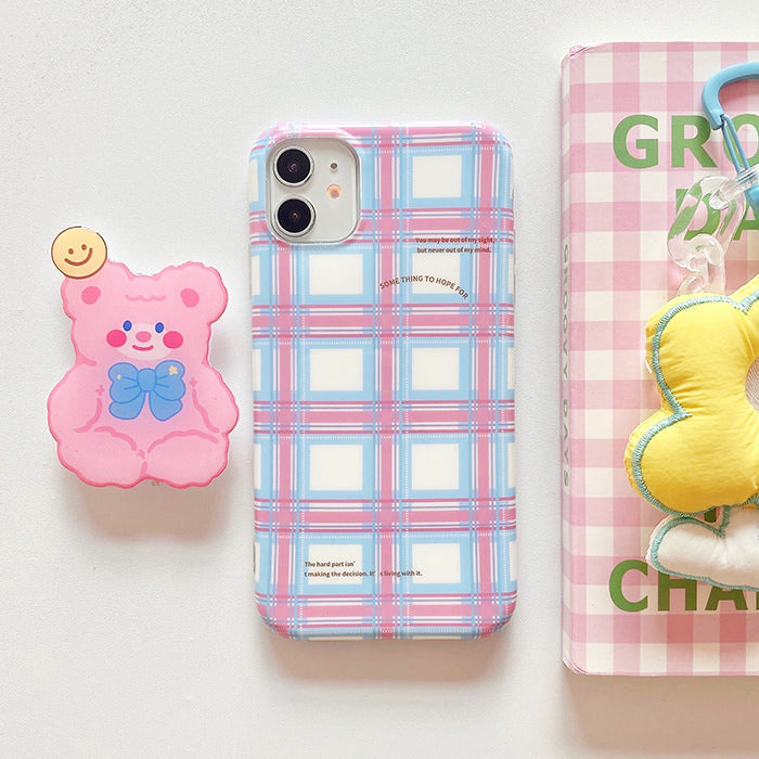 Funda para iPhone con diseño de oso pastel a cuadros 