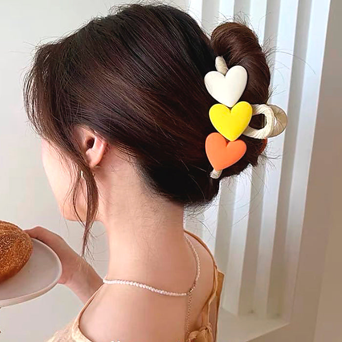 Pinza para el pelo con forma de corazón pastel