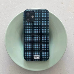 Funda para iPhone con cuadros azules preppy