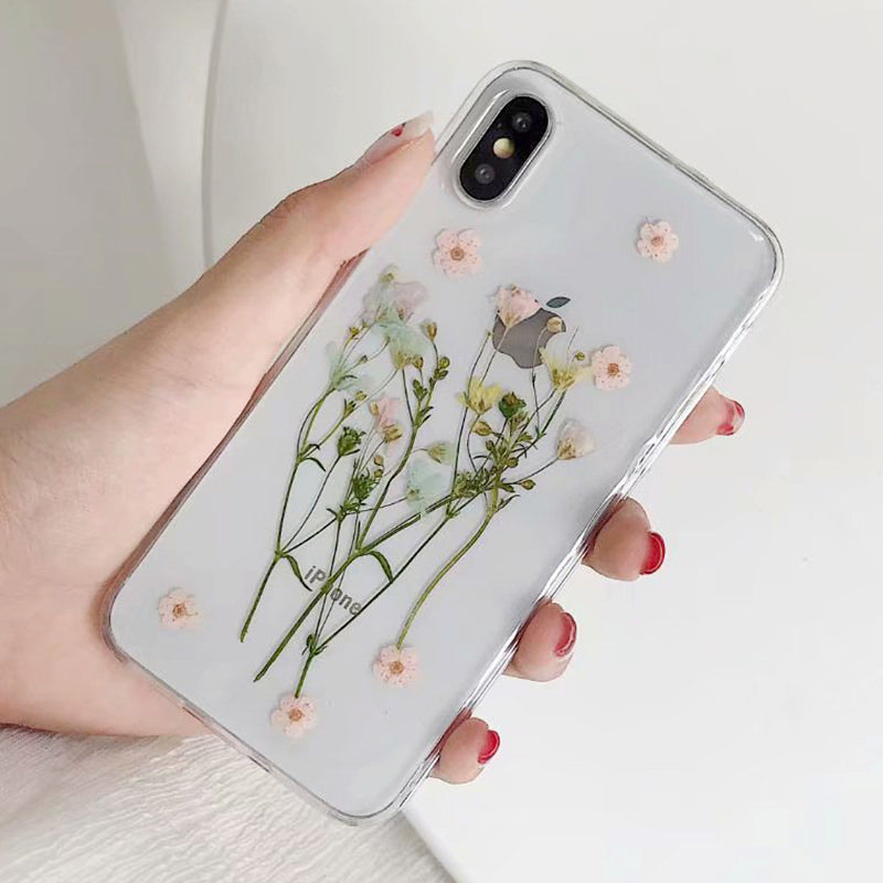 Funda para iPhone con flores prensadas