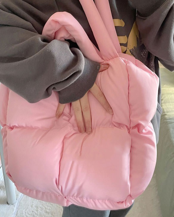 Bolso de hombro abullonado