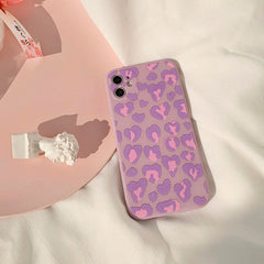 Funda para iPhone con estampado de leopardo morado