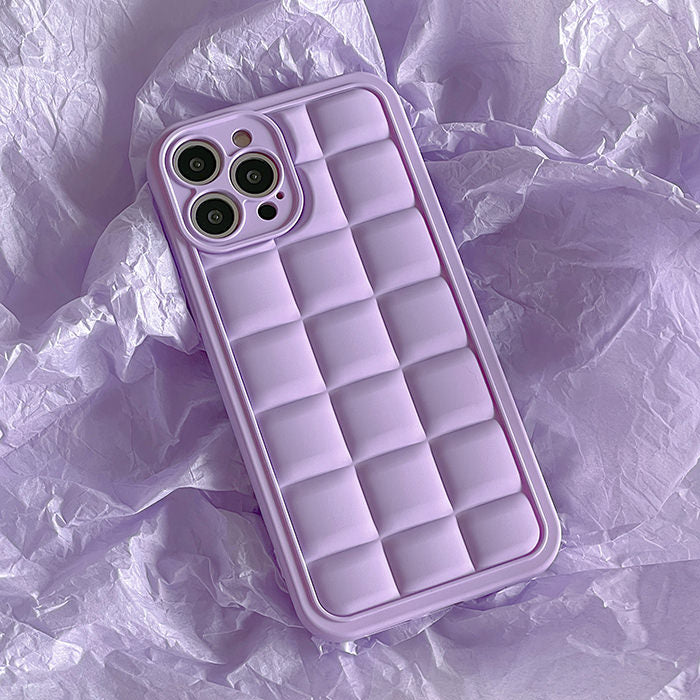 Funda para iPhone con cuadros morados