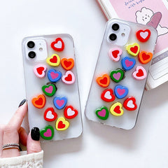 Funda para iPhone con corazones de arcoíris