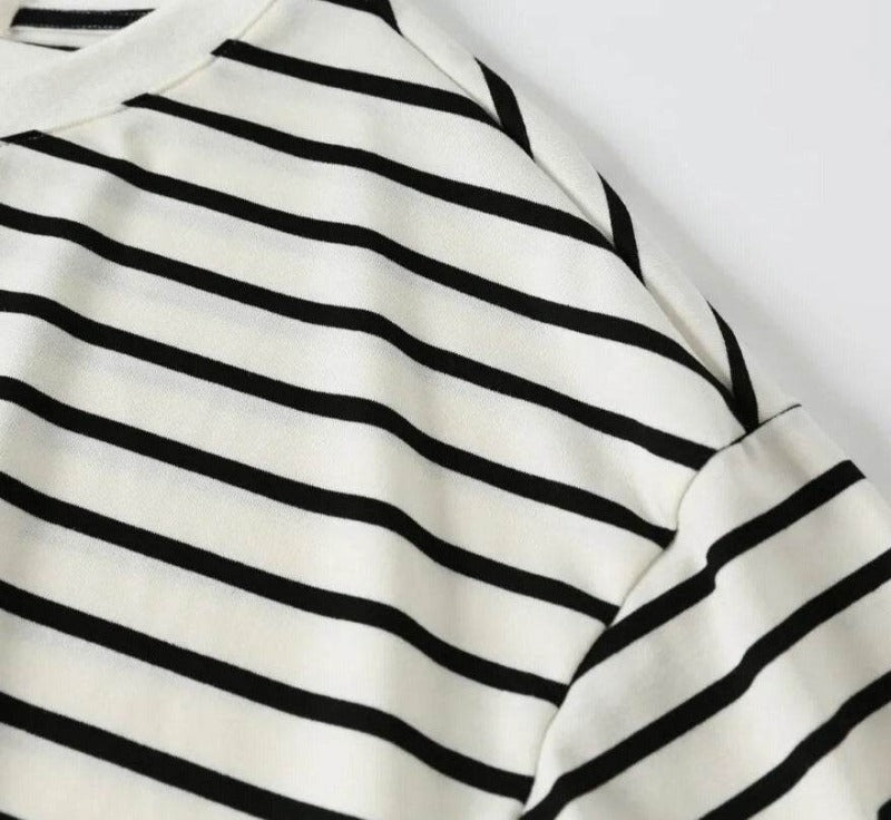 Camiseta gráfica extragrande para mujer - Rayas clásicas
