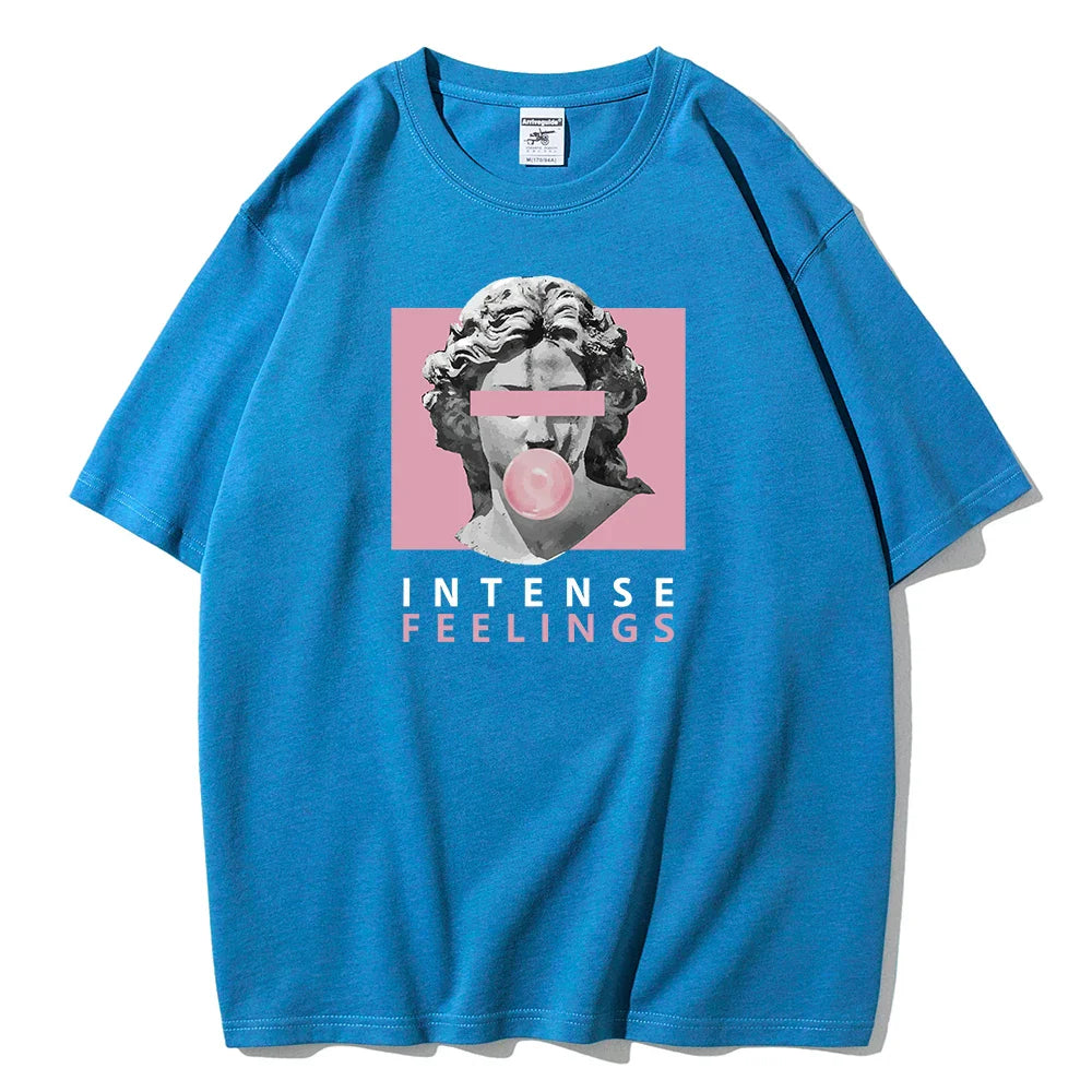 Camiseta gráfica extragrande para mujer "Intense Feelings"