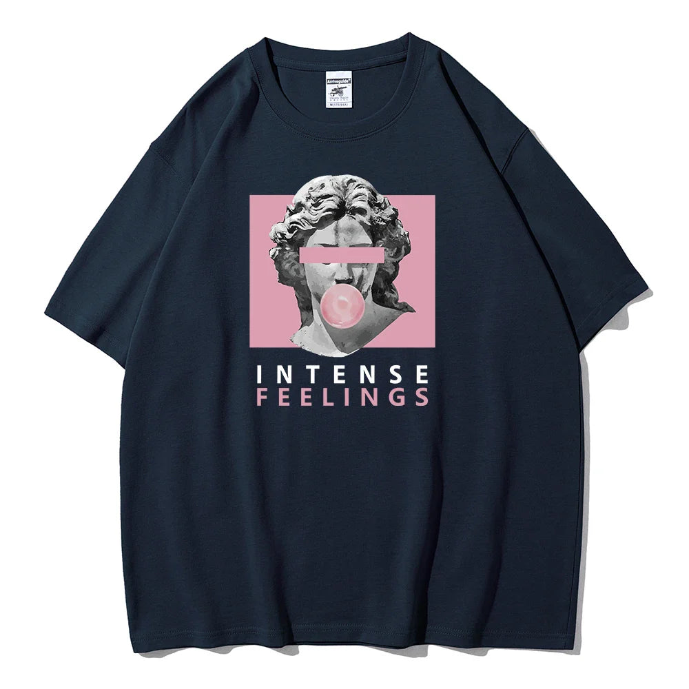 Camiseta gráfica extragrande para mujer "Intense Feelings"