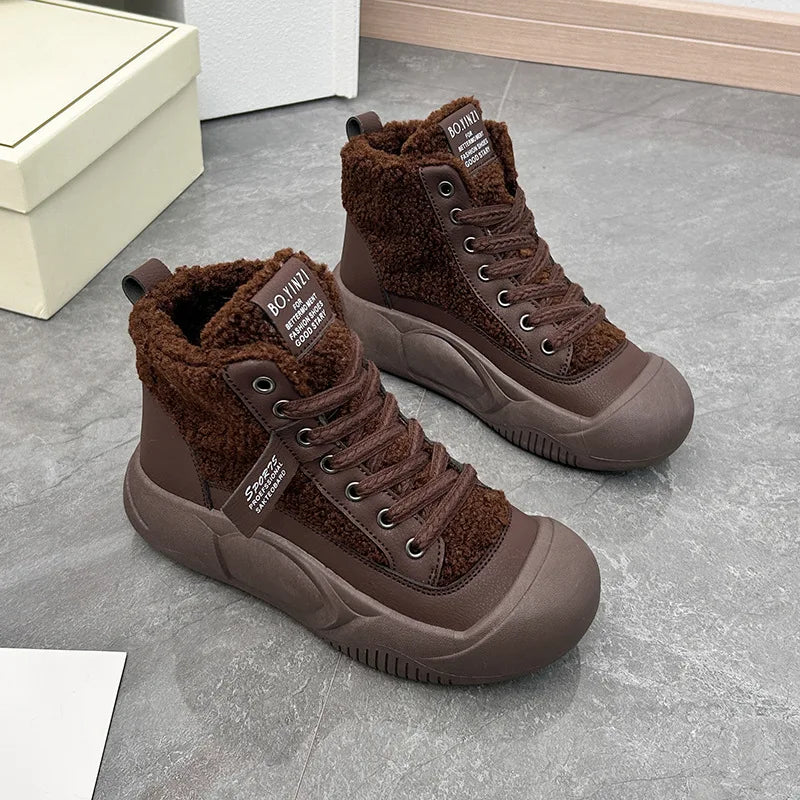 Peak Performance Platform Winter Boots for Style and Warmth