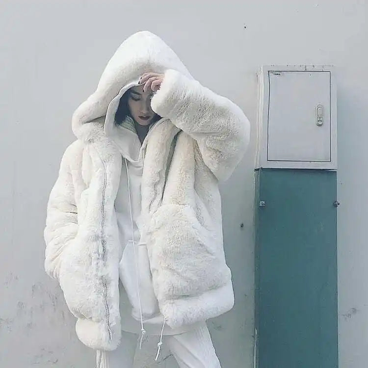 Chaqueta de invierno con capucha y pelo sintético para mujer