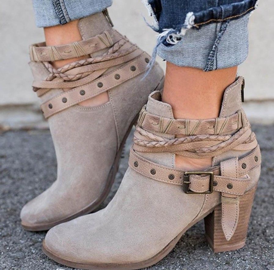 Botines estilo western flocados con forro de terciopelo 