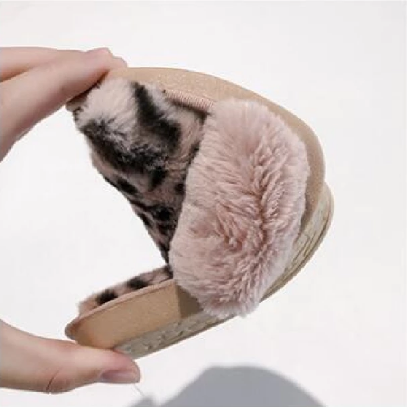 Warm Faux Fur Leopard Home Slippers