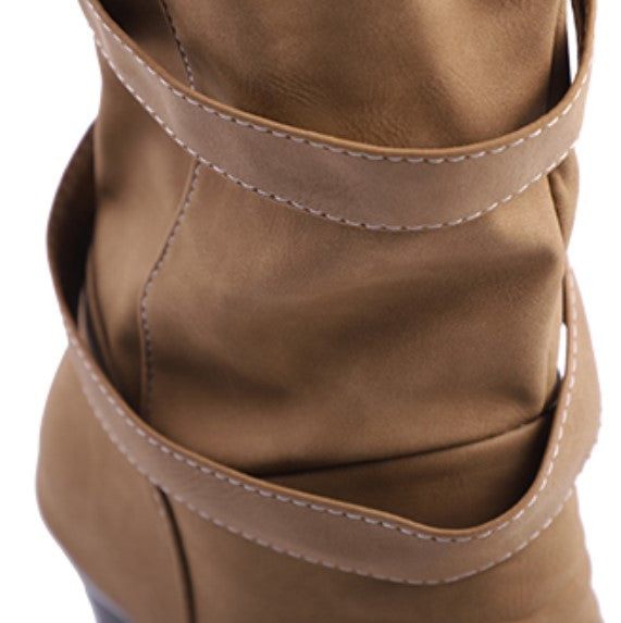 Warm Mid-Calf Boots With Decorative Buckles