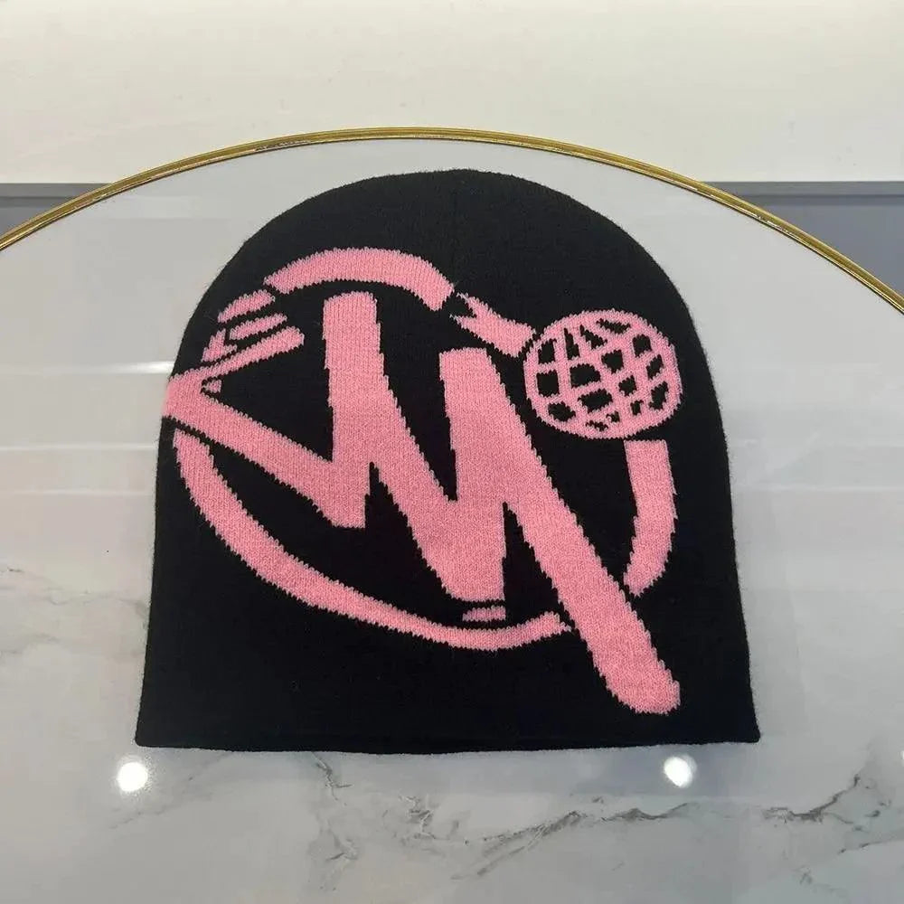 Gorro cálido de lana acrílica con estampado moderno