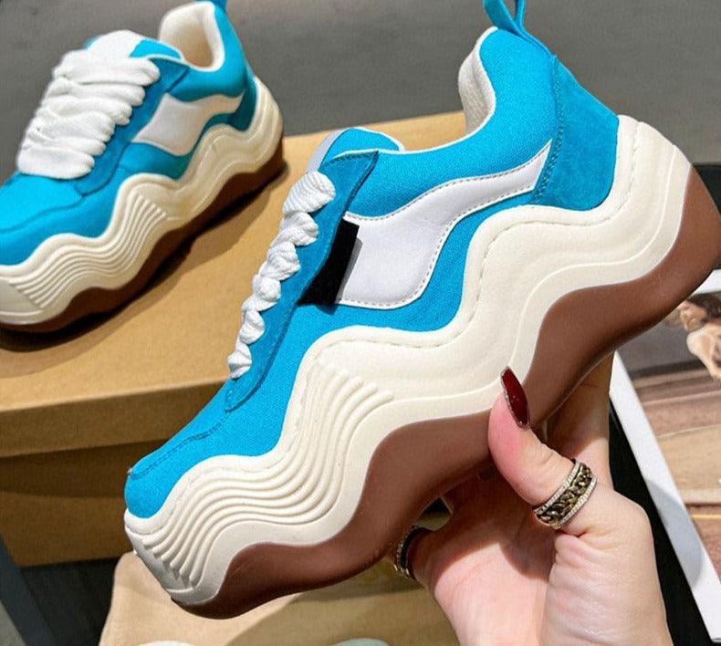 Wave Plateau-Sneakers mit Schnürung - Damenschuhe