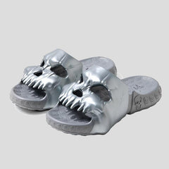 Chanclas con cabeza de calavera para hombre