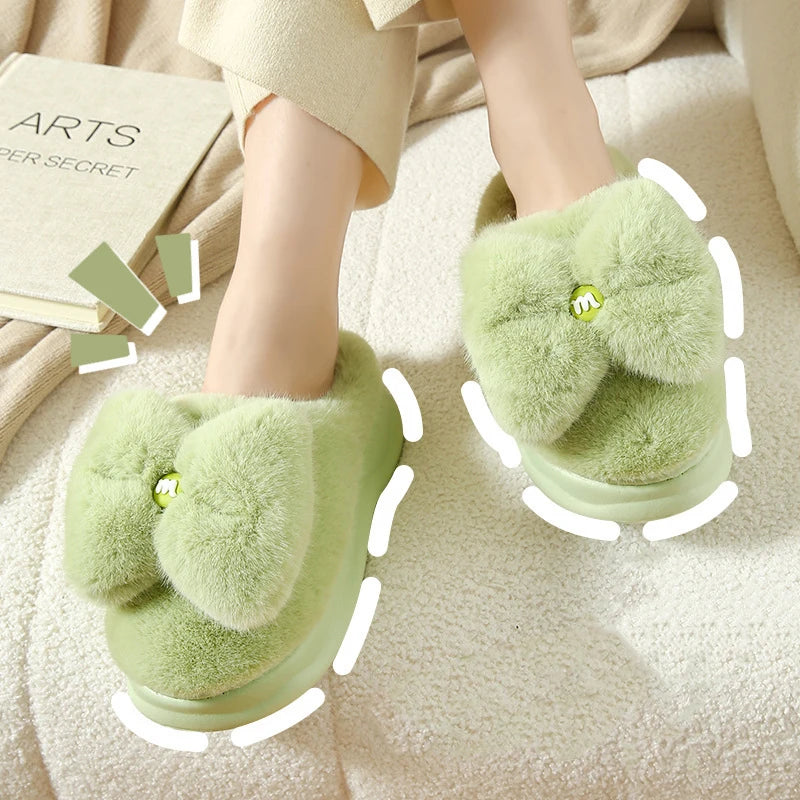 Pantuflas gruesas de felpa antideslizantes para mujer