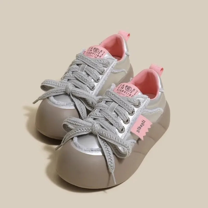 Süße Plateau-Sneaker für Damen