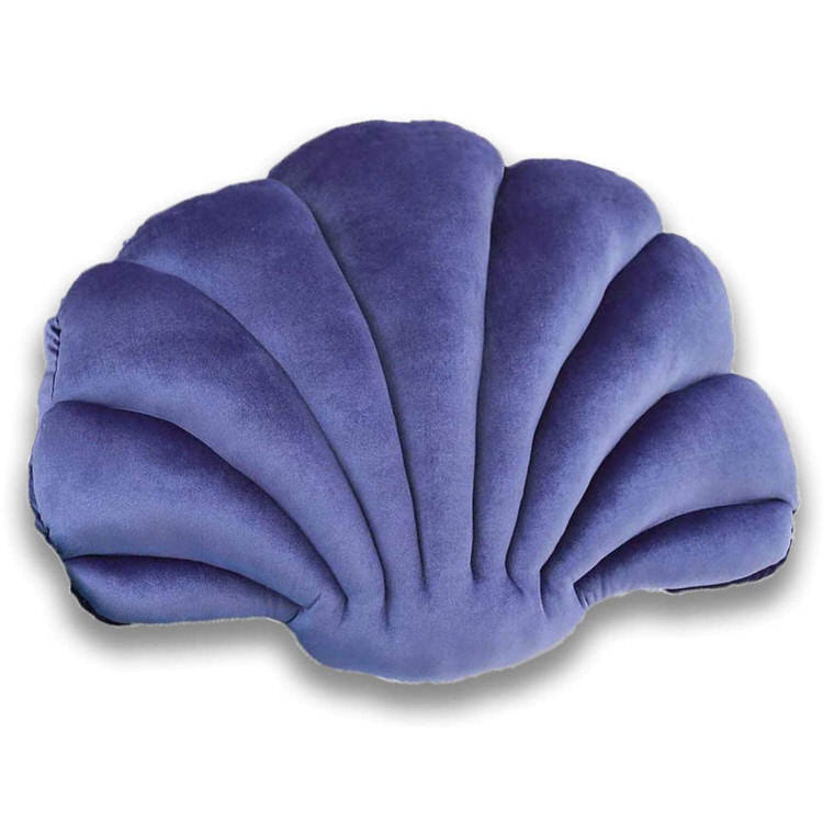 Almohada decorativa de concha en terciopelo