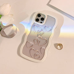 Funda para iPhone con corazones plateados