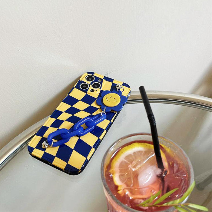 Funda para iPhone con cadena de flores sonrientes