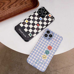 Funda para iPhone con diseño de pata de gallo sonriente