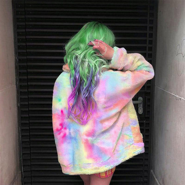 Chaqueta de peluche con efecto tie-dye