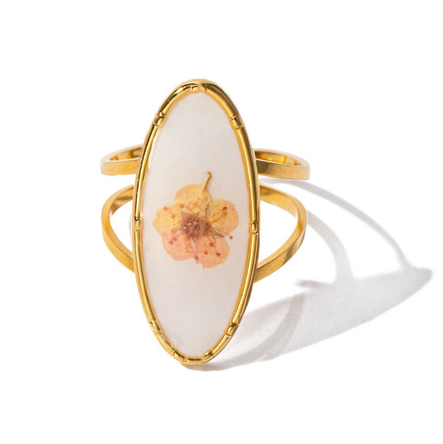 Vintage Dried Flowers Rings